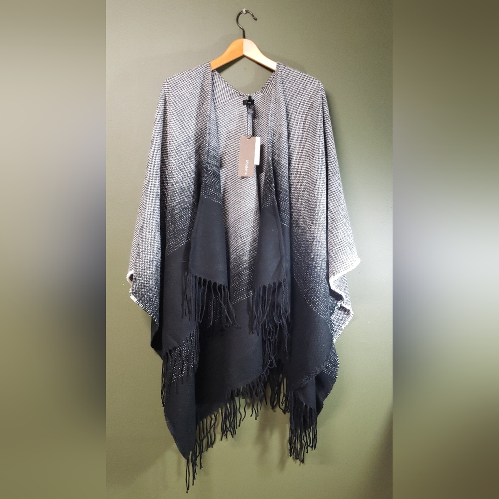 MODENA NEW YORK- one size women’s poncho